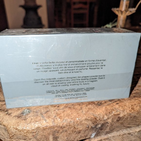 Vintage KL dusting powder - Picture 2 of 4